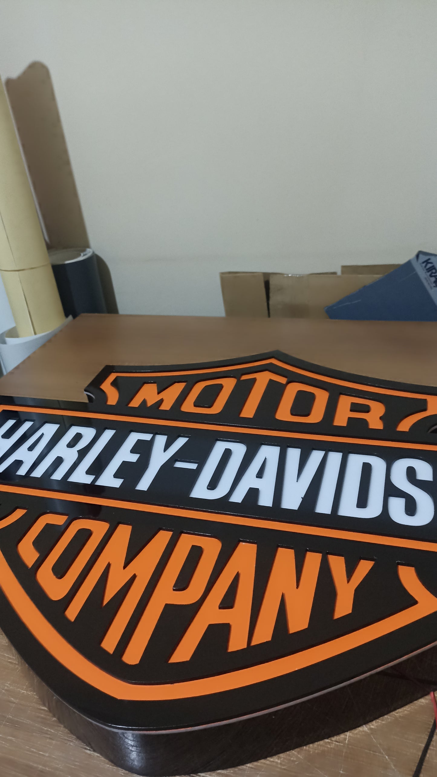 Harley Davidson LED Logo Wall Sign – Acrylic Illuminated Garage Decor (60×45 cm)