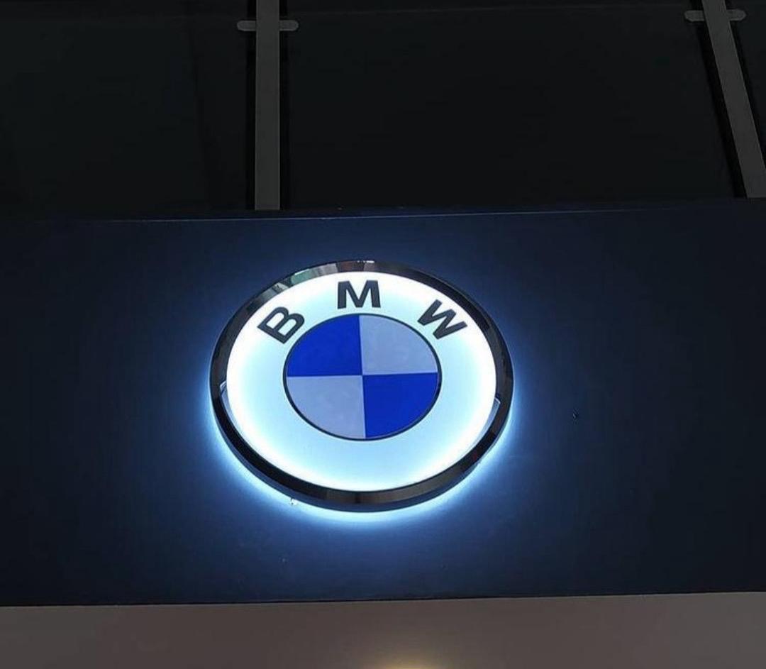 BMW Metal Wall Art – BMW Logo Garage & Man Cave Decor